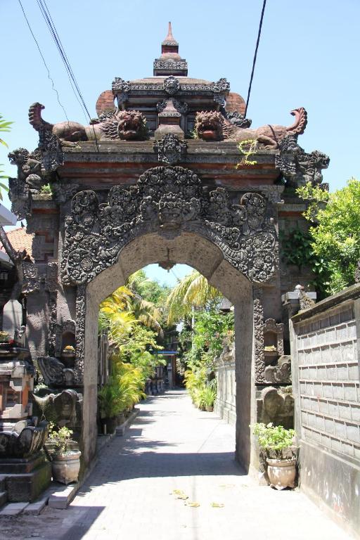 Nakula Guest House Kuta  Ngoại thất bức ảnh